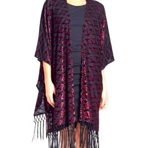 ASTR Burgundy & Black Burnout Velvet Kimono w/Fringe Sz S